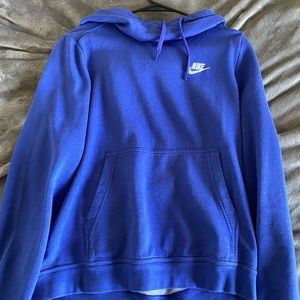 Women’s Nike sweatshirt